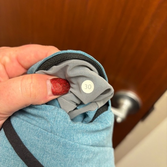 Lululemon 3rd Street Short Heathered Tofino Teal - Picture 11 of 11